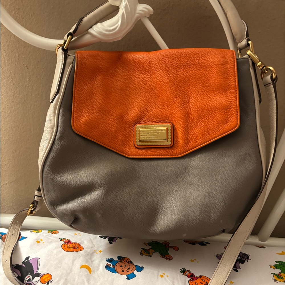 Marc by Marc Jacobs Standard Supply Workwear Hobo Bag – Orange/Gray Leather